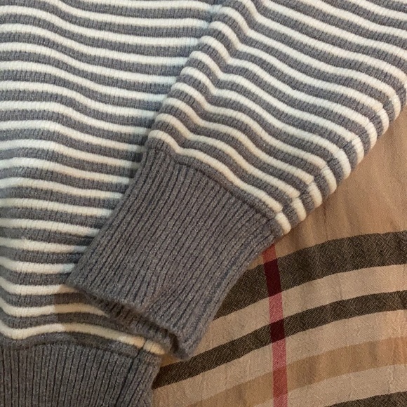 Sweater - Picture 3 of 5